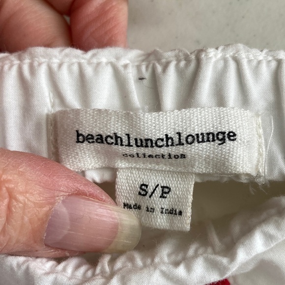 beachlunchlounge Off the Shoulders  Blouse with Red Embroidery - Picture 2 of 9